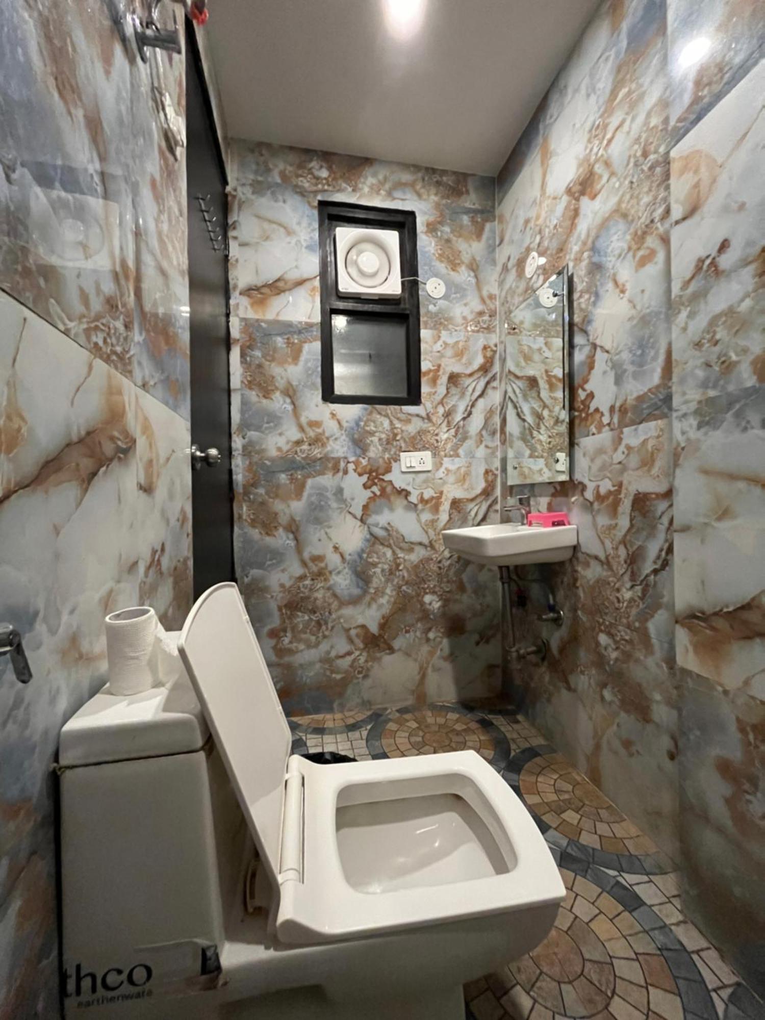 Hotel Jupiter Plaza- A Brand Of The Reality Nueva Delhi Exterior foto